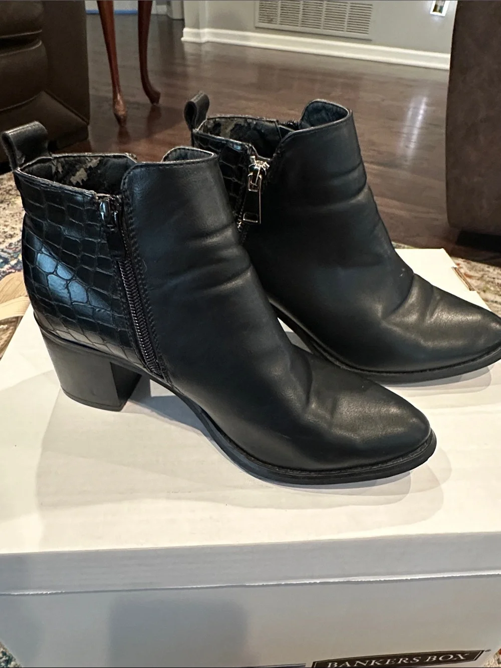 Black Womens Ankle Boots with Croc-Textured Heel size 8.5